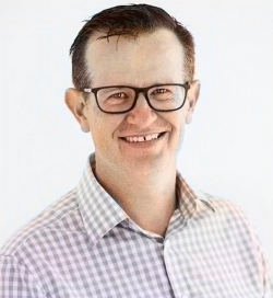 KIM GILIAM DIRECTOR ART LAB SOLUTIONS